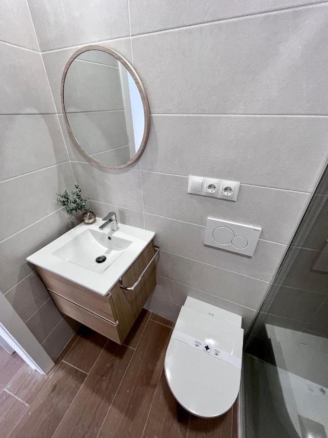 קדיז Gatu Premium Villa Flamenca , Preferente Mayores De 25 Anos Y Familias מראה חיצוני תמונה